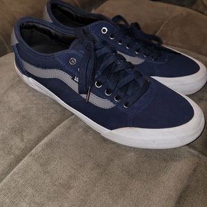Vans like new